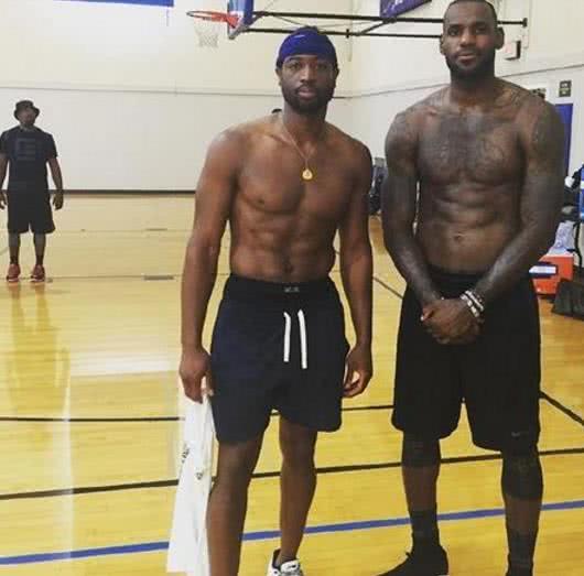 分析比赛背 分析比赛背